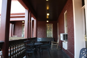 maryland inn balcony-porch